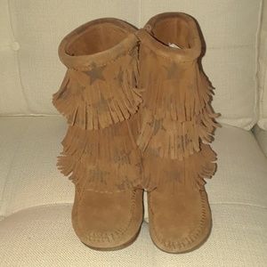 Girls Minnetonka Boots!!